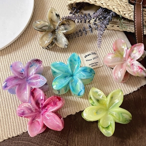 Eleganter Blumen Haarklammer Acetat Marmor Plumeria Hai Clip Damen Haarschmuck Für Den Täglichen Urlaub Haardekoration