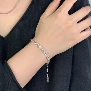 Elegant S925 sterling silver pig nose chain bracelet worn on a female wrist