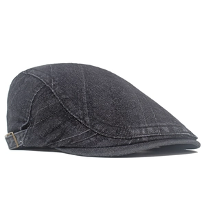 Berretto piatto vintage in denim grigio scuro lavato con fibbia laterale regolabile