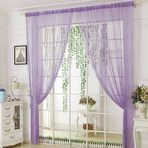 Elegante tenda a fili viola per divisorio porta e decorazione d'interni casa