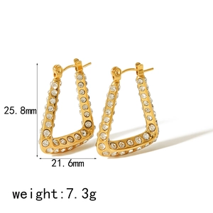 Geometrische Dreieck-Ohrringe mit 18k Goldbeschichtung und Zirkonia-Besatz