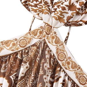 Robe longue sans manches à imprimé paisley avec encolure croisée et détails plissés