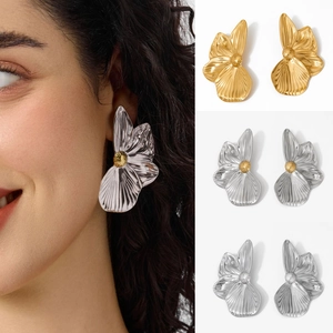 Boucles D'oreilles Fleur Vintage Acier Inoxydable 316 Plaqué Or PVD Style Artistique Surdimensionné Pour Femmes Étanche