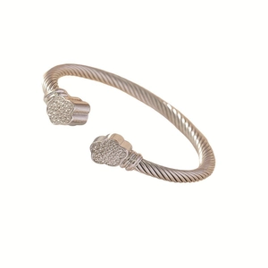 Bracciale a cavo in acciaio argento con nuvole di zirconi su estremità aperte regolabili