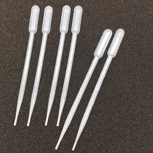 Set of 6 disposable 3ml plastic transfer pipettes with clear graduated scale markings