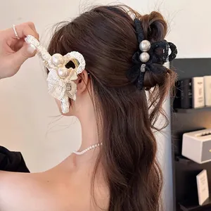 Pince À Cheveux Élégante Avec Nœud En Dentelle Et Grandes Künstliche Perles D'imitation Plastique Métal Clip Pour Femmes Style Français