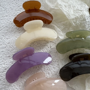 Set of 6 minimalist colorful jelly hair claws in pastel colors for Korean hair styling