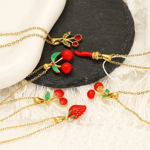 Collana Pendente Frutta Acciaio Inossidabile 304 Placcato Oro 18K Smalto Ciliegia Fragola Gioielli Impermeabile Donna