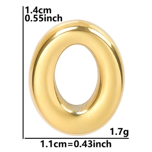 Detail view of 18k gold plated oval O-ring pendant with 1.4cm height and 1.1cm width