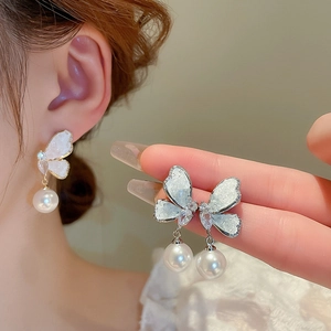 Sweet butterfly pearl drop earrings with sparkling zircon crystals for women