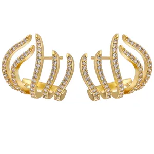 Orecchini a perno placcati in oro 18K con micro-zirconi e design multi-artiglio