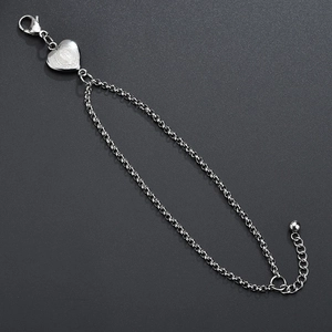 Bracelet double chaîne en acier inoxydable avec pendentif cœur gravé de la Vierge Marie