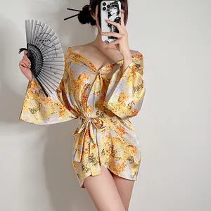 Japanischer Stil Kimono Robe Lingerie Frauen Satin Blumendruck V-Ausschnitt Bademantel Nachtwäsche Mit Gürtel Und T-Back