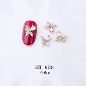 Macro de bijoux d'ongles papillon 3D avec strass et cristaux marquise, dimension 8x9mm