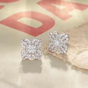 Clou De Cartilage D'oreille Fleur Acier Titane Dos Visé Cuivre Zircon Bijoux De Piercing Élégant Brillant Pour Femmes