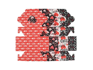 Vue à plat de la boîte cadeau de la Saint-Valentin avec motifs XOXO rouges et coeurs