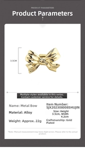 Detailed size specifications of gold-plated alloy metal bow brooch showing 3.5cm x 4.2cm