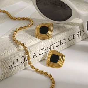 Elegant gold plated square resin studs and beaded necklace set in black and gold