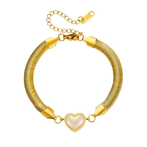 Gold-plated stainless steel snake chain bracelet with a pearlescent heart charm