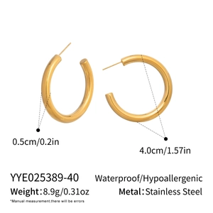 Detailed size chart for gold 40mm stainless steel hoop earrings showing dimensions and weight