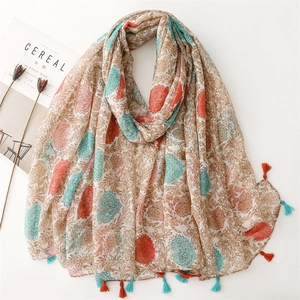 Retro Floral Print Scarf Shawl Lightweight Voile Sunscreen Beach Wrap With Tassel Fringe For Women Vintage Bohemian Style