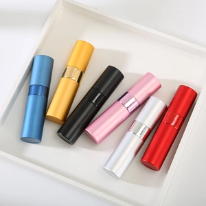 Flaconi spray per profumo ricaricabili da 8 ml in sei diversi colori metallici