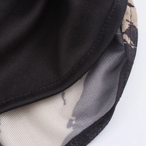 Sexy mesh bodycon jurk met open rug, gedrapeerde halslijn en lange mouwen in camouflage