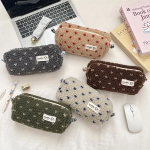 Plush Pencil Case Lamb Wool Heart Pattern Large Capacity Stationery Pouch Aesthetic Zipper Bag For Students Office