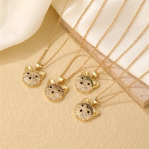 Luxury gold plated wolf dog pendant necklace with sparkling cubic zirconia crystals