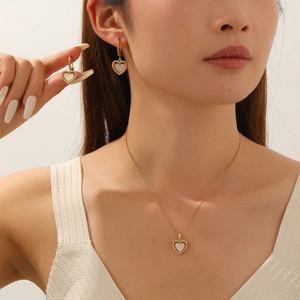 Bijoux Coeur Cuivre Acier Inoxydable Nacre Zircon Collier Et Boucles D'oreilles Doux Élégant Fleur Creuse Femmes