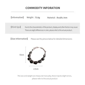 Size chart showing 55cm acrylic oval link necklace dimensions and 75.6g weight info