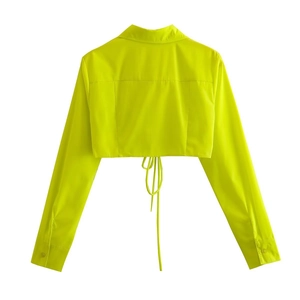 Vue arrière de chemise courte vert fluo à manches longues avec cordon de serrage