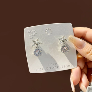 Elegant silver 925 post flower earrings with sparkling zircon crystals for women