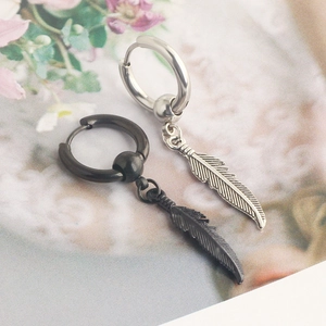 Punk style titanium steel feather dangle hoop earrings in matte black and silver finish