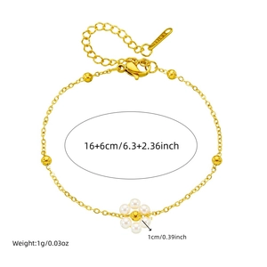 Vue détaillée du bracelet perle dorée avec longueur 16+6cm et gravure S.Steel