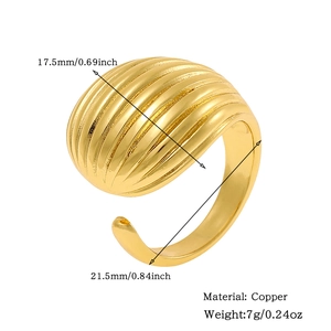 Detailed size chart for golden copper ring showing 17.5mm width and 21.5mm diameter