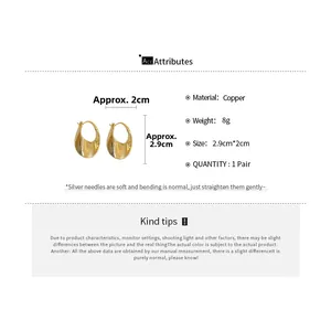 Detailed spec sheet for oval copper earrings with silver needles and 2.9cm dimensions