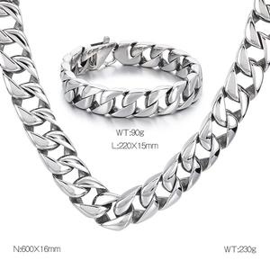 Detail showing dimensions and weight of 15mm silver stainless steel cuban chain set