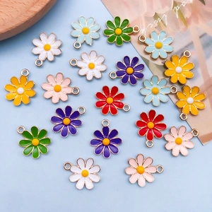 Colorful enamel daisy alloy charms for DIY necklaces and keychains in assorted vibrant colors