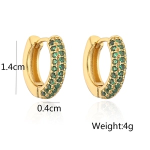 Detailed view of green zircon gold hoop earrings with dimensions 1.4cm height and 4g weight