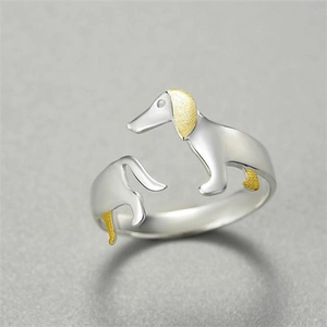 Simpatico anello a bassotto in argento sterling S925 con finitura bicolore oro e argento