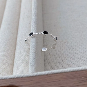 Minimalist S925 sterling silver open ring with black enamel oval details for women