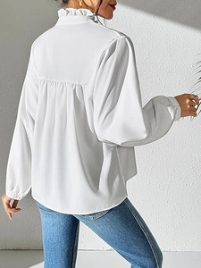 Elegante weiße Langarmbluse mit Rüschen-V-Ausschnitt und Rückenfalten für Damen