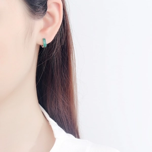Minimalist S925 silver hoop earrings featuring a faceted green agate stone on model