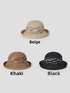 Trois chapeaux de paille pliables en beige, kaki et noir avec rubans ondulés décoratifs