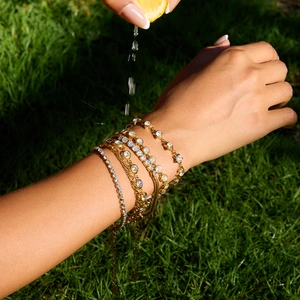 Set di bracciali di lusso in acciaio inossidabile placcato oro 18k con zirconi per donna