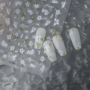 Stickers nail art 5D en relief fleurs blanches avec strass brillants et feuilles