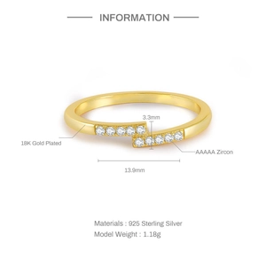 Macro view of 925 sterling silver ring featuring AAAAA zircon and product measurements