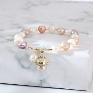 Handcrafted French Baroque Freshwater Pearl Bracelet With Alloy Coin Pendant Rhinestone Heart OT Buckle Vintage Women Bracelet Jewelry