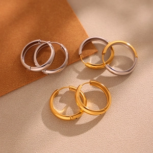 Orecchini a cerchio in acciaio inossidabile placcato oro 18k oro, argento e bicolore